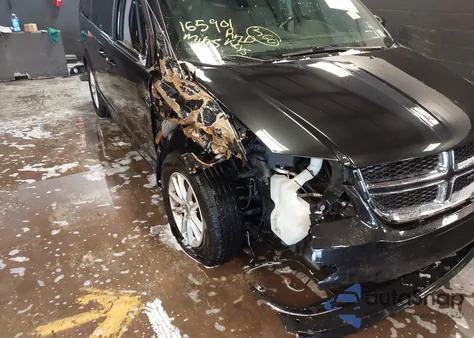 2018 Dodge Grand Caravan Sxt z USA, uszkodzony, nr VIN 2C4RDGCG6JR298008